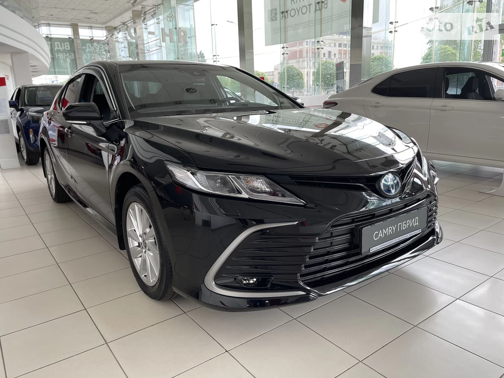 Toyota Camry Elegance+