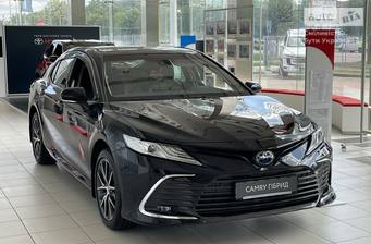 Toyota Camry 2.5 Hybrid e-CVT (218 к.с.) 2024