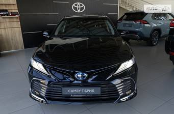 Toyota Camry 2.5 Hybrid e-CVT (218 к.с.) 2023