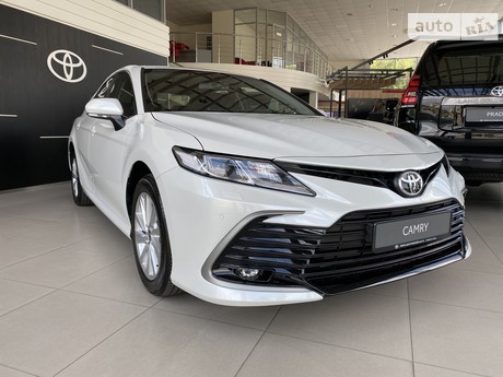 Toyota Camry 2023