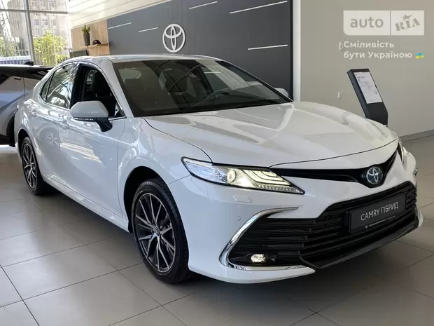 Toyota Camry Prestige+