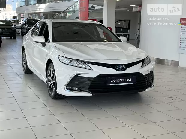 Toyota Camry Prestige+