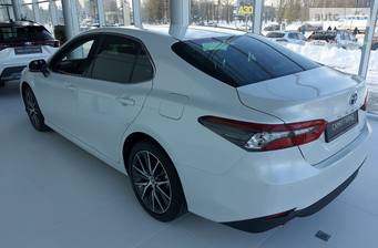 Toyota Camry 2023 Premium+