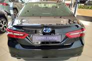 Toyota Camry Premium+