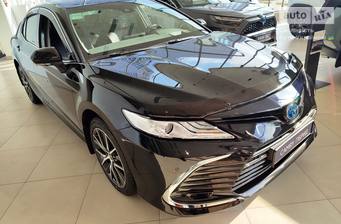 Toyota Camry 2023 Premium+