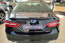 Toyota Camry Premium+