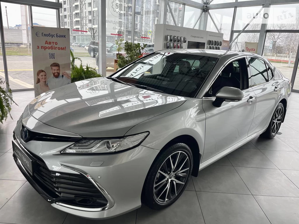 Toyota Camry Prestige+