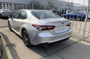 Toyota Camry 2024 Premium+