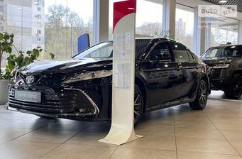 Toyota Camry 2.5 Hybrid e-CVT (218 к.с.) 2023