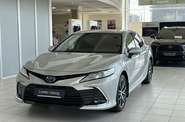 Toyota Camry Premium+