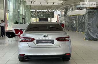 Toyota Camry 2023 Premium+