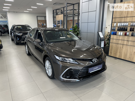 Toyota Camry 2023