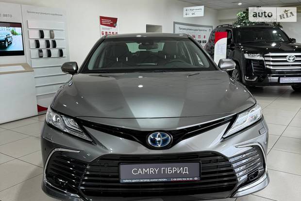 Toyota Camry Prestige+