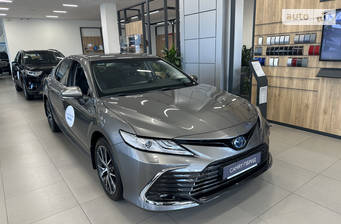 Toyota Camry 2.5 Hybrid e-CVT (218 к.с.) 2024