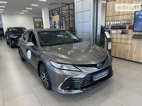 Toyota Camry 2024