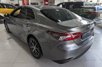 Toyota Camry 2023 Premium+