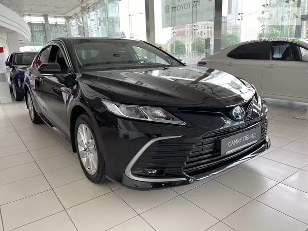 Toyota Camry Elegance+