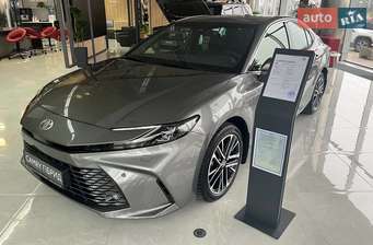 Toyota Camry 2024 в Київ