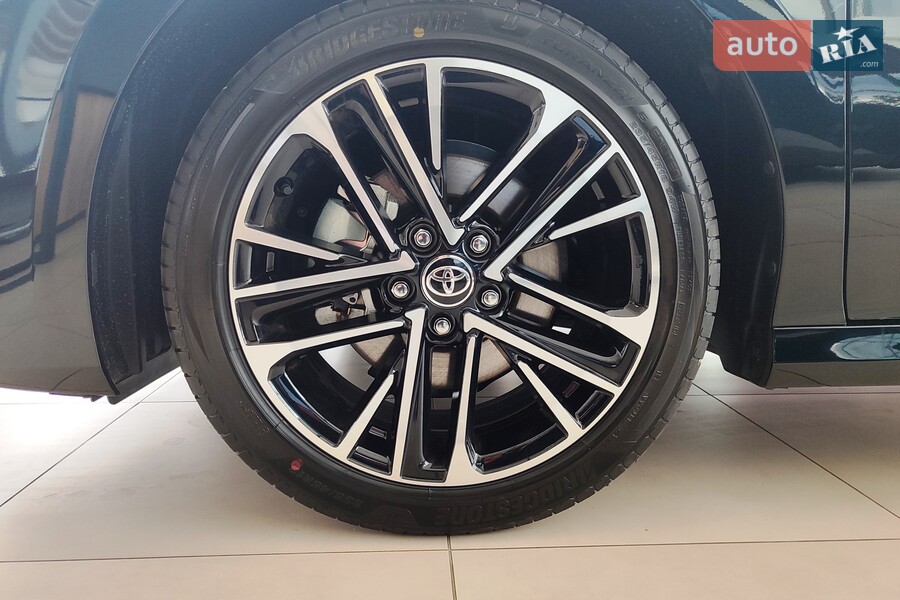 Toyota Camry - фото 9