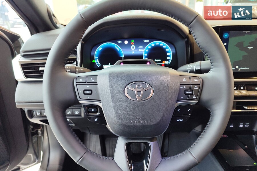 Toyota Camry - фото 18