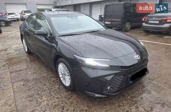 Toyota Camry 2025 в Ужгород