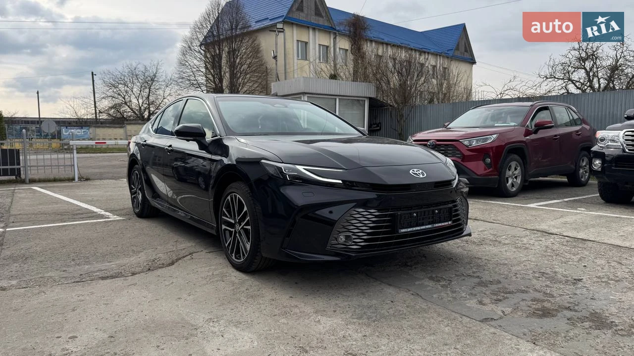 Toyota Camry Premium