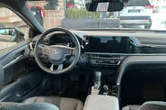 Новый Toyota Camry 2.5 D-4S AT (204 к.с.) Prestige 2025 автосалона ТОЙОТА ЦЕНТР КИЇВ АВТОСАМІТ УКРАВТО - фото 25