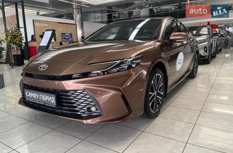 Toyota Camry 2025 в Київ