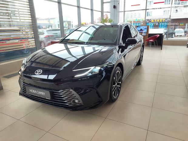 Toyota Camry 2025