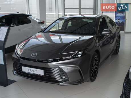 Toyota Camry 2025
