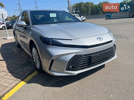 Toyota Camry 2024