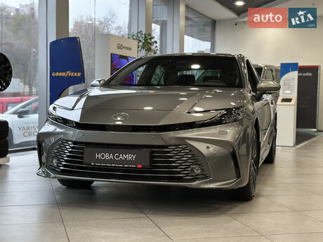 Toyota Camry 2025