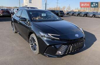 Toyota Camry 2025 в Київ