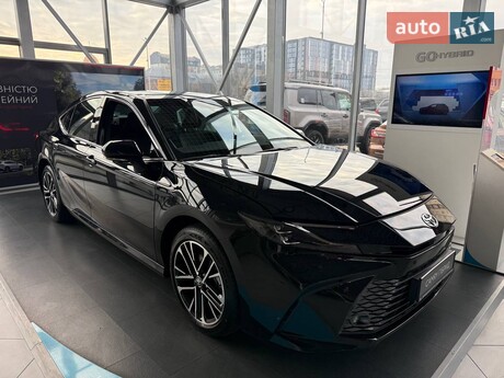 Toyota Camry 2025