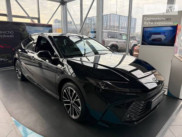 Toyota Camry 2025