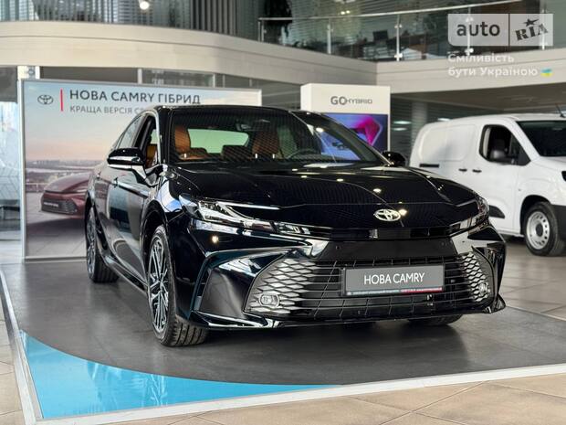 Toyota Camry 2025