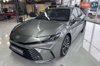 Toyota Camry 2025 в Київ