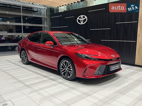 Toyota Camry 2025