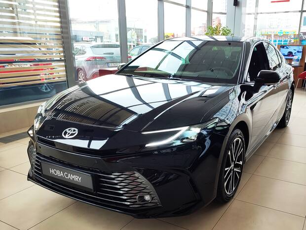 Седан Toyota Camry 2025 в Чернигов Седан Toyota Camry 2025 в Чернигов