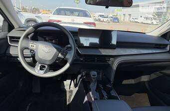 Toyota Camry 2025 LE