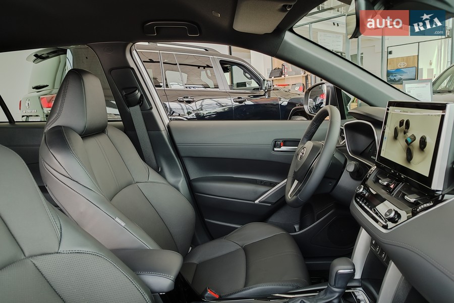 Toyota Corolla Cross - фото 13