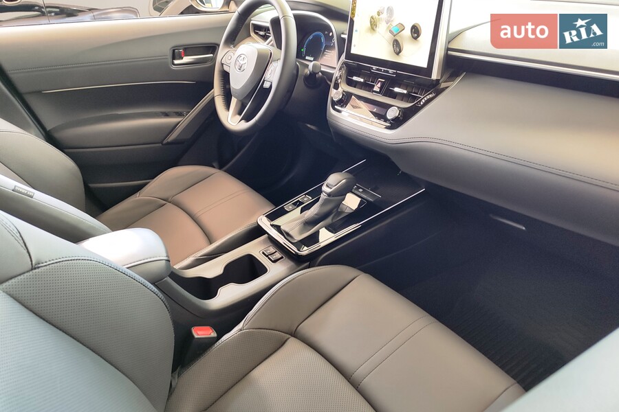 Toyota Corolla Cross - фото 14