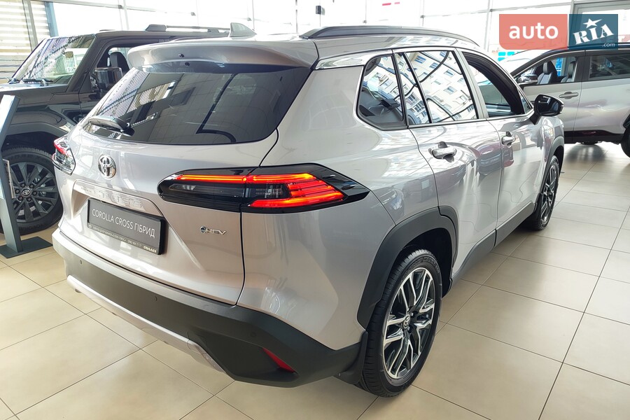 Toyota Corolla Cross - фото 6