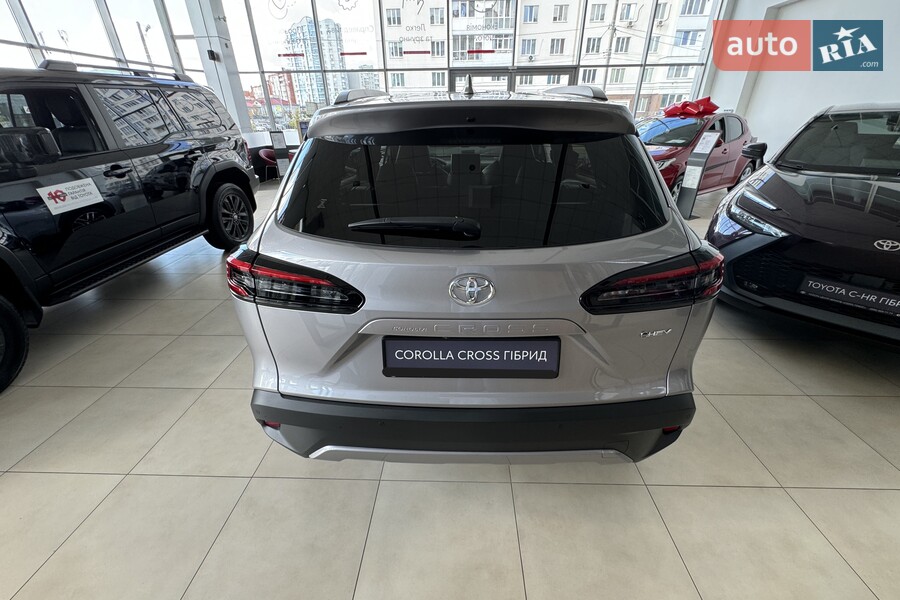 Toyota Corolla Cross - фото 1