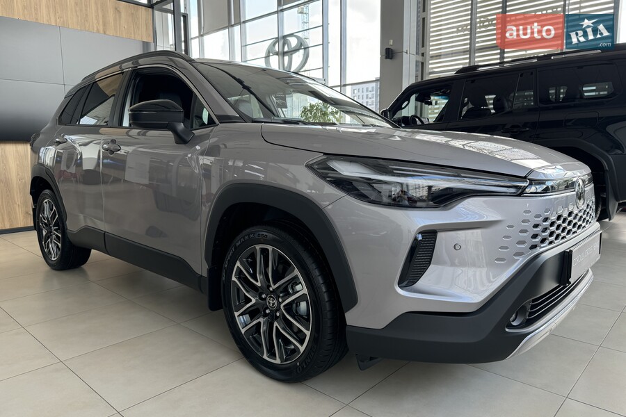 Toyota Corolla Cross - фото 8