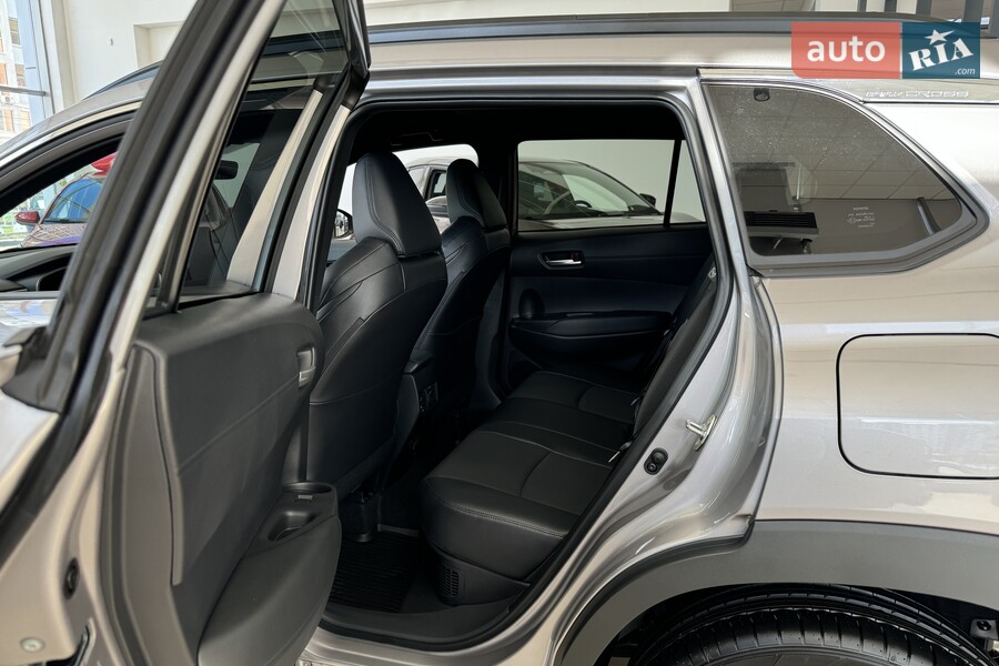 Toyota Corolla Cross - фото 13