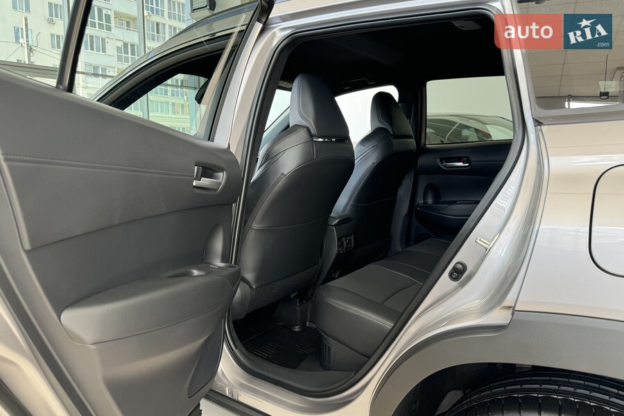 Toyota Corolla Cross - фото 16