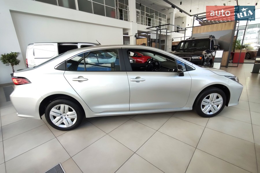Toyota Corolla - фото 5