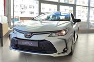 Toyota Corolla - фото 1