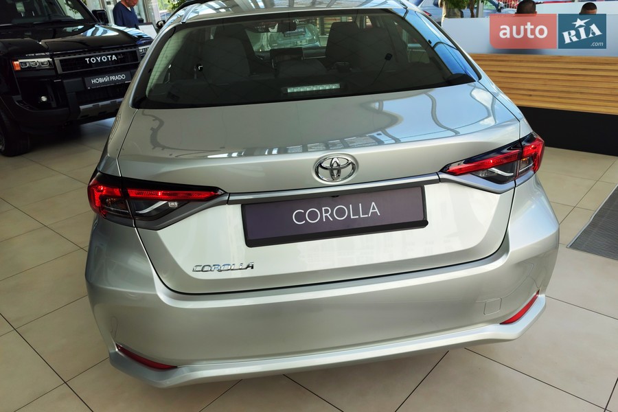 Toyota Corolla - фото 5